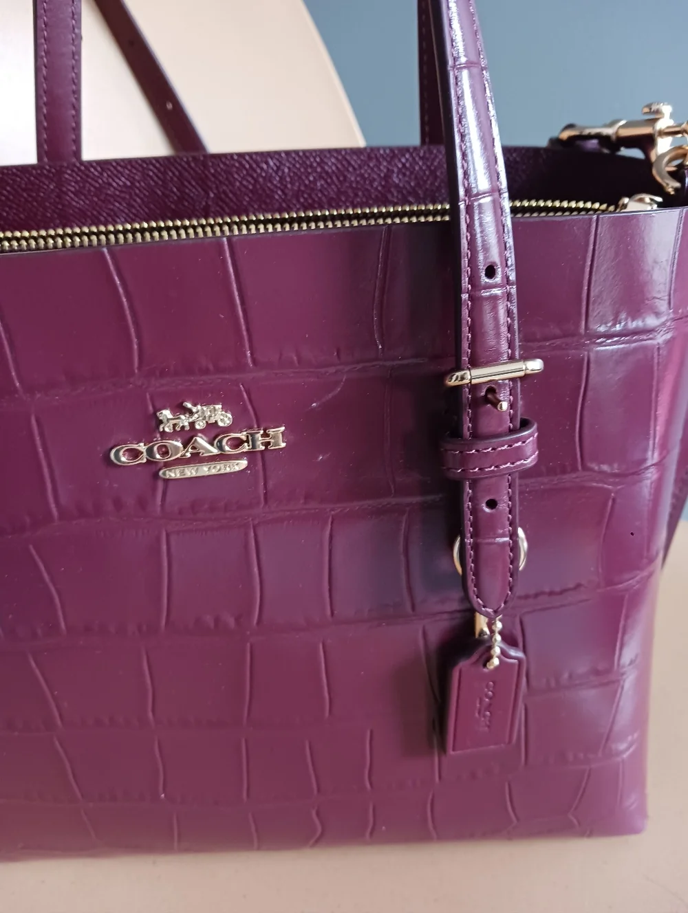 Coach Mollie Crocodile Embossed Red Wine Tote Bag, Crossbody Bag - Picture 3 of 13